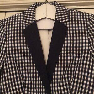 J. Crew Jackets & Coats - JCrew women’s navy blue/white print blazer J. Crew Jackets & Coats - JCrew women’s navy blue/white print blazer